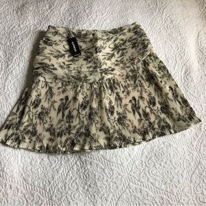 Express Tan and Brown Fit and Flare Mini Skirt Women’s SZ Small